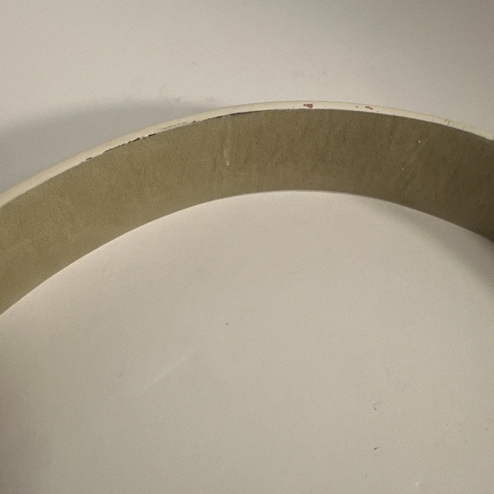 GUESS Men's White Belt Size 36 Faux Leather Casual Fashion Accessory PREOWNED